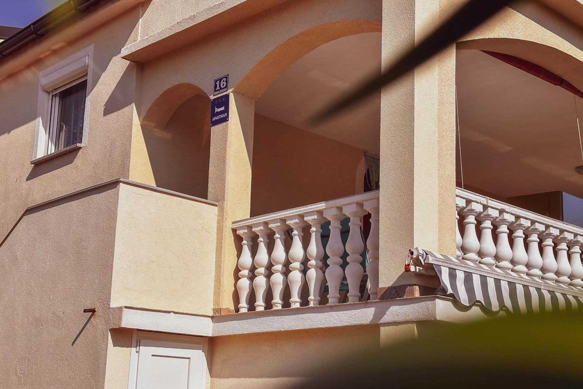 Apartmani Trupeljak Мандре Экстерьер фото
